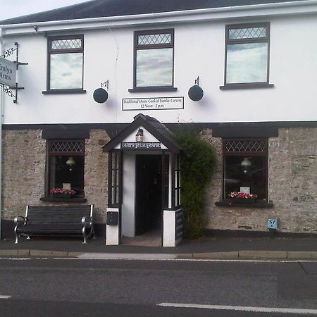 Llanarthney Emlyn Arms B&B 외부 사진