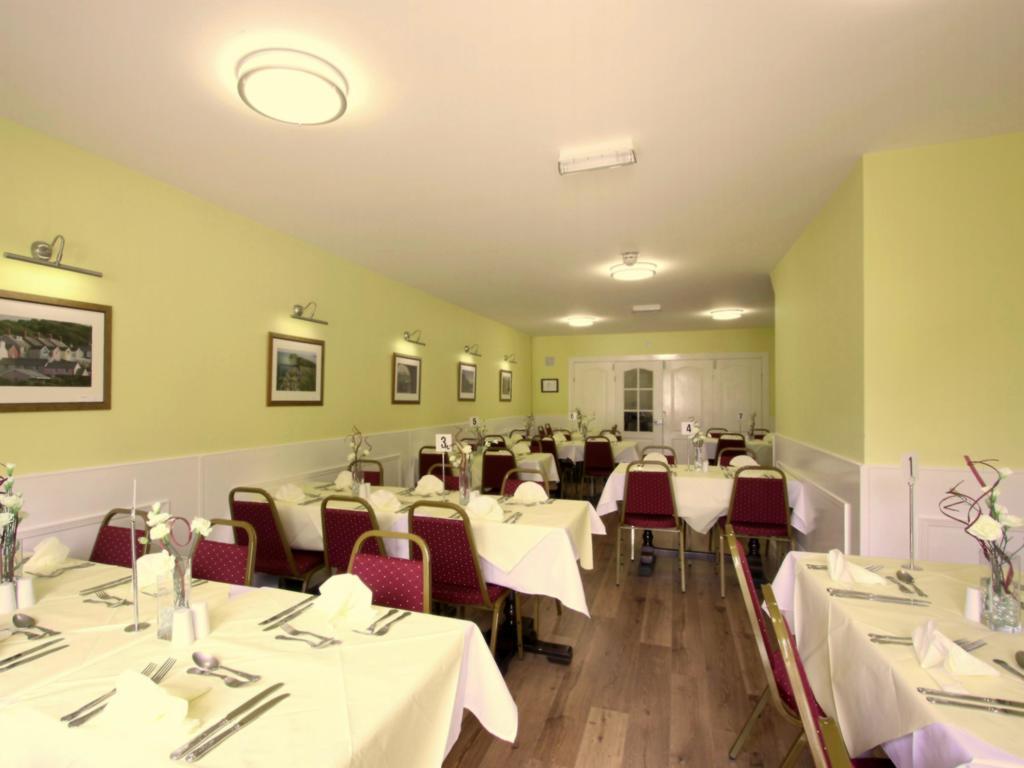 Llanarthney Emlyn Arms B&B 외부 사진